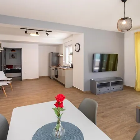 Appartement Luni *