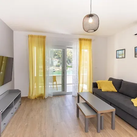 Luni Apartmán *