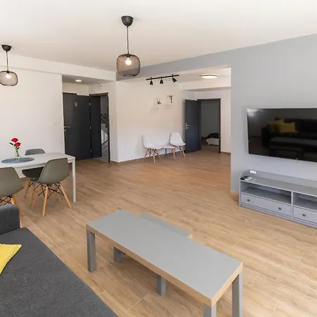 Luni Apartmán *