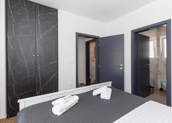 Διαμέρισμα Luni Blace